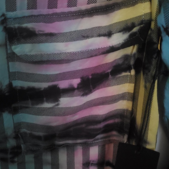 NWT NU VINTAGE MULTI PLAID DYED BUTTON DOWN BLOUSE - SIZE SMALL - Picture 3 of 7